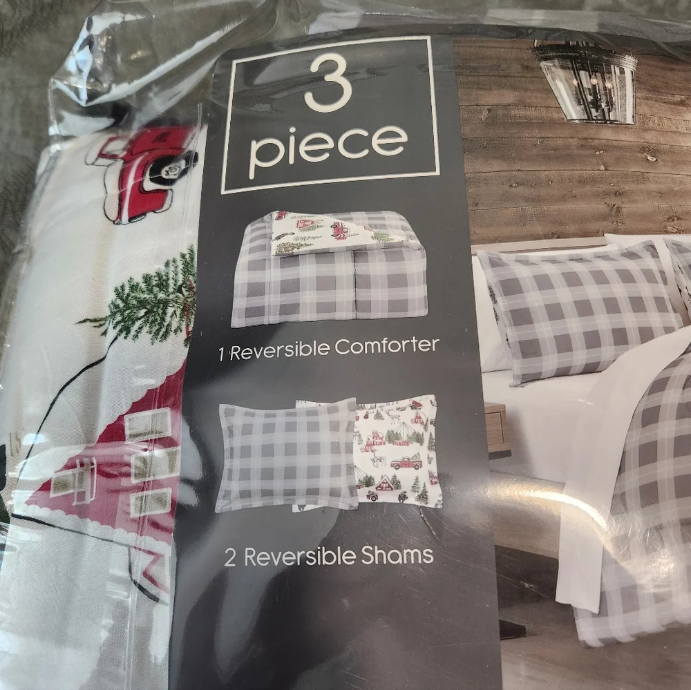 Gray Buffalo Plaid Reversible Holiday Comforter Set F/Q